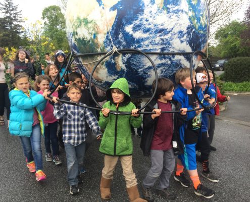 Earth Day Parade 2016 Giant Inflatable Globes Earthballs Earth Day Parade 2016